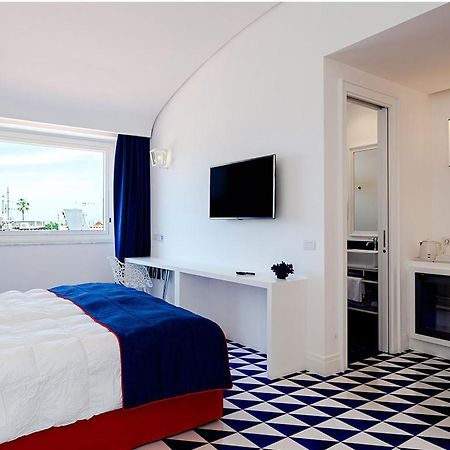 Maison Blu - Intimate Guesthouse Sorrento Bagian luar foto